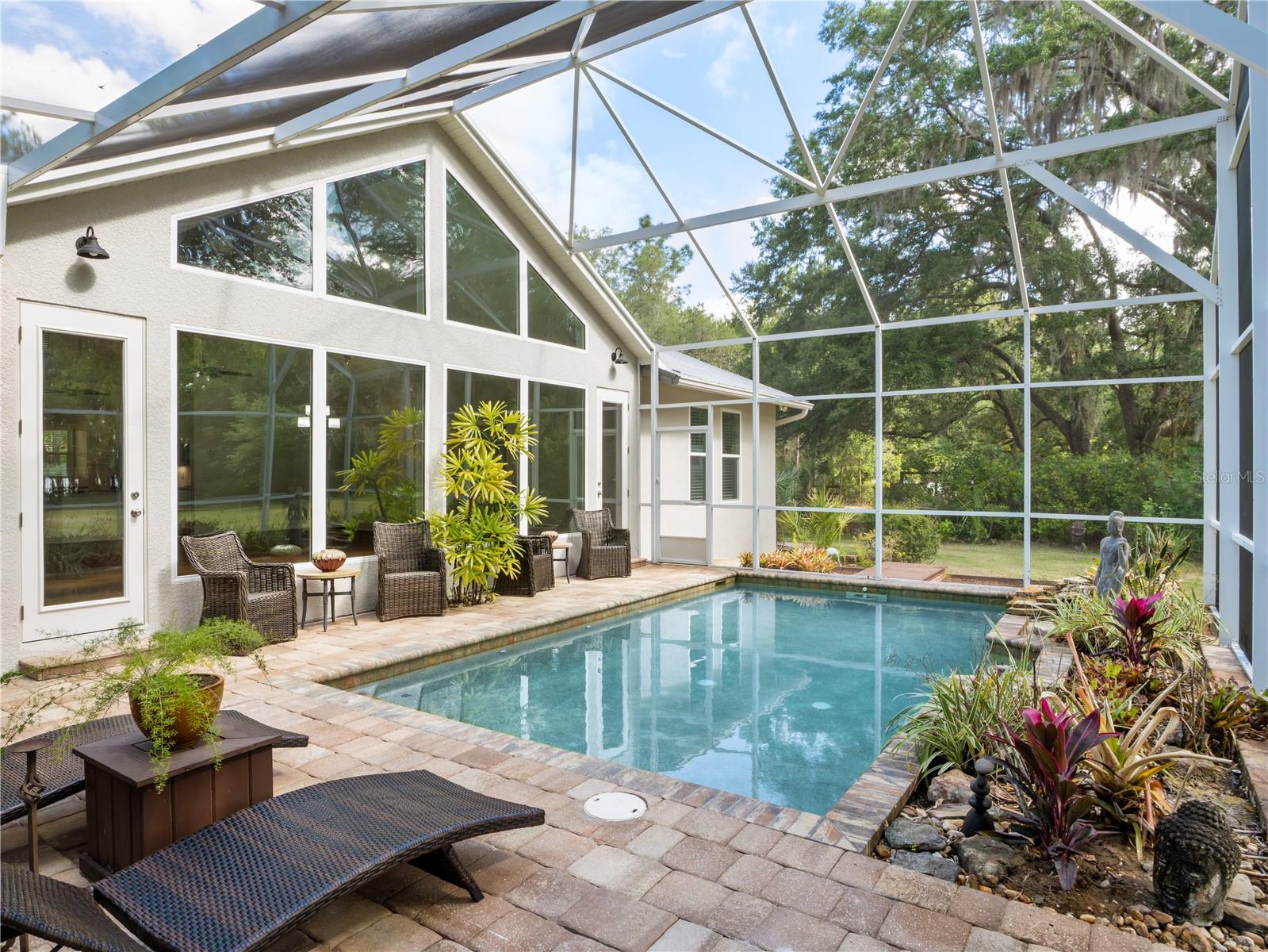 Image 6 of 56 For 6043 Lake Erie Road