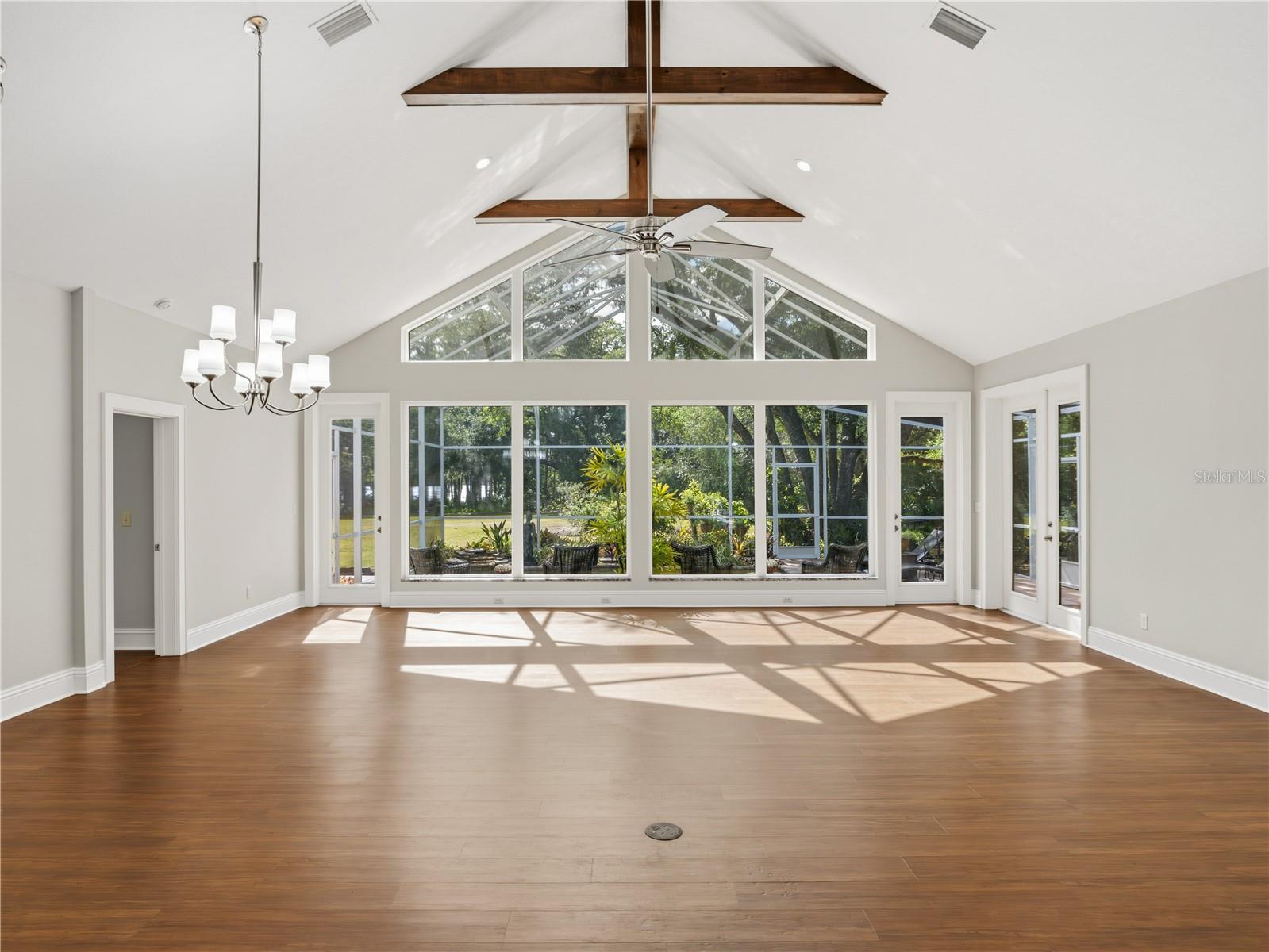 Image 9 of 56 For 6043 Lake Erie Road