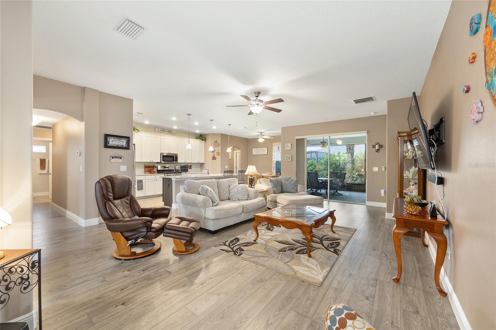 Image 11 of 62 For 4258 James River Circle