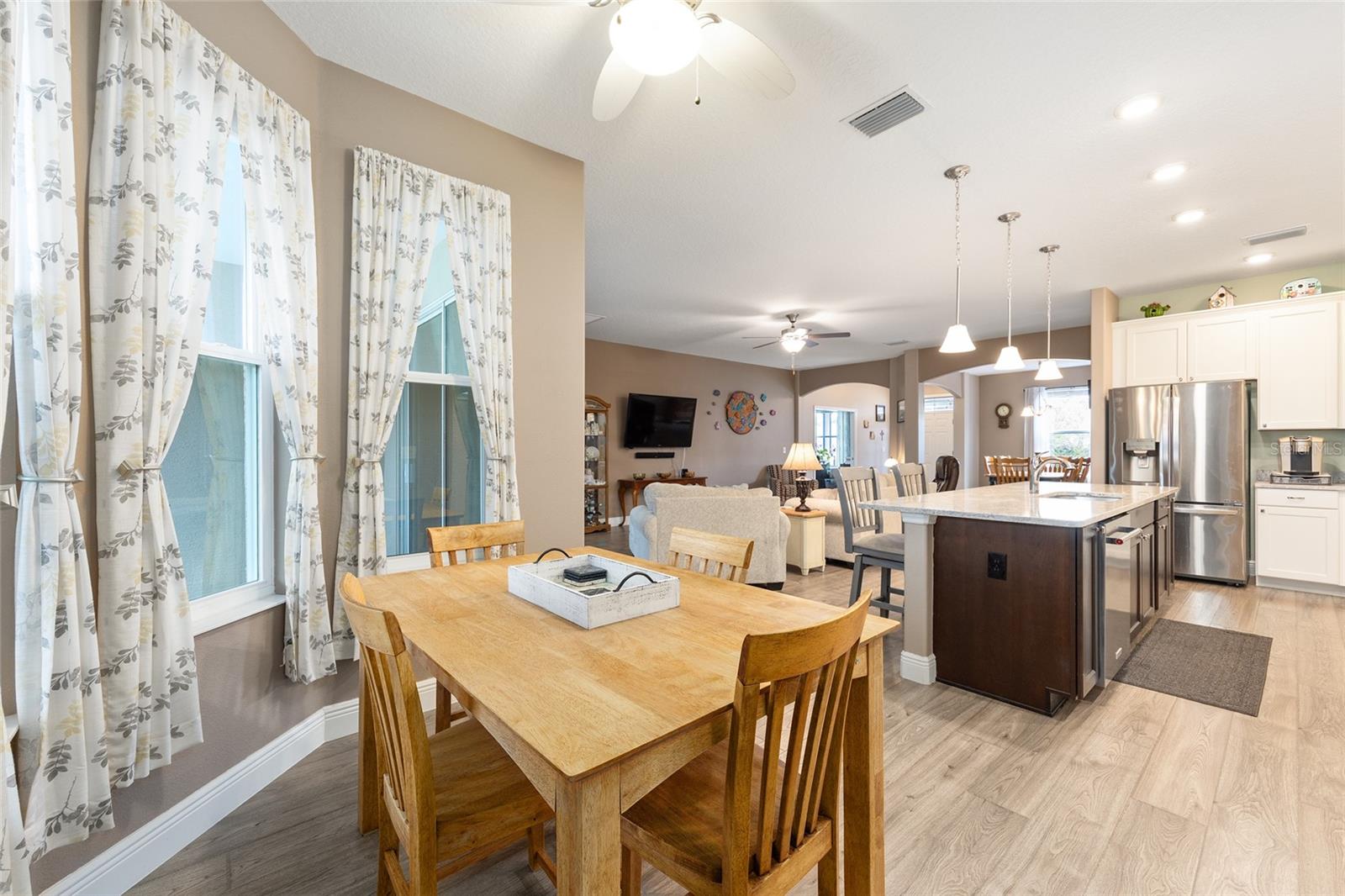 Image 19 of 62 For 4258 James River Circle