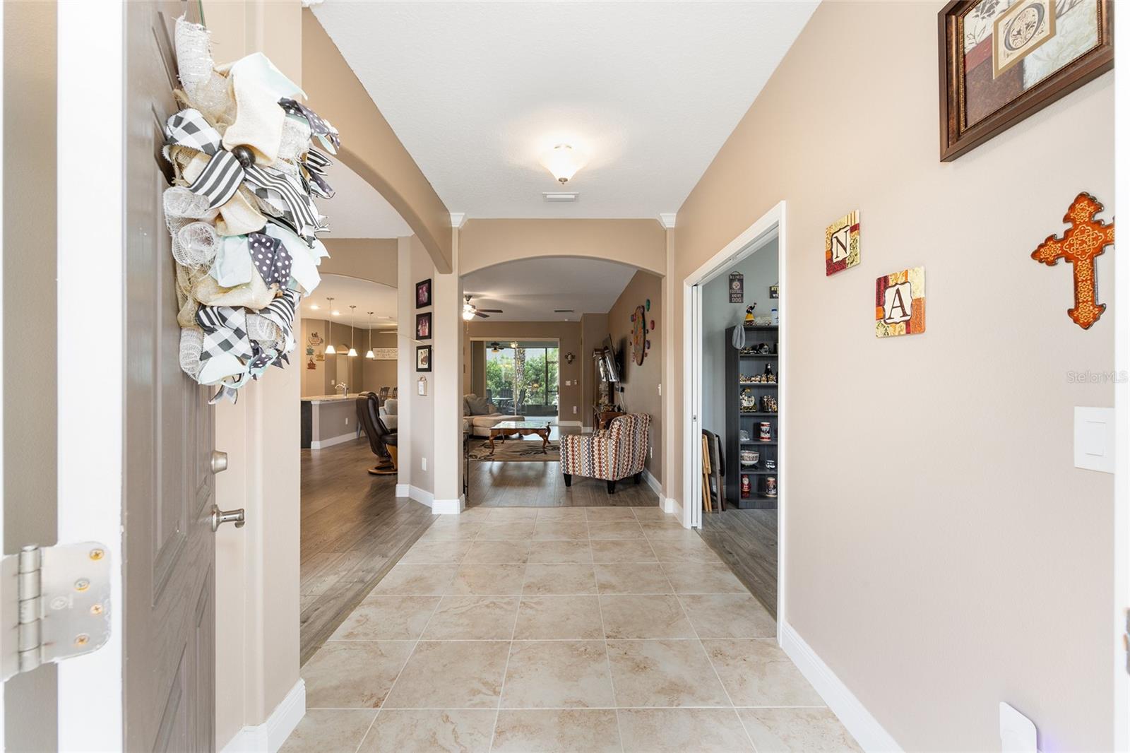 Image 6 of 62 For 4258 James River Circle