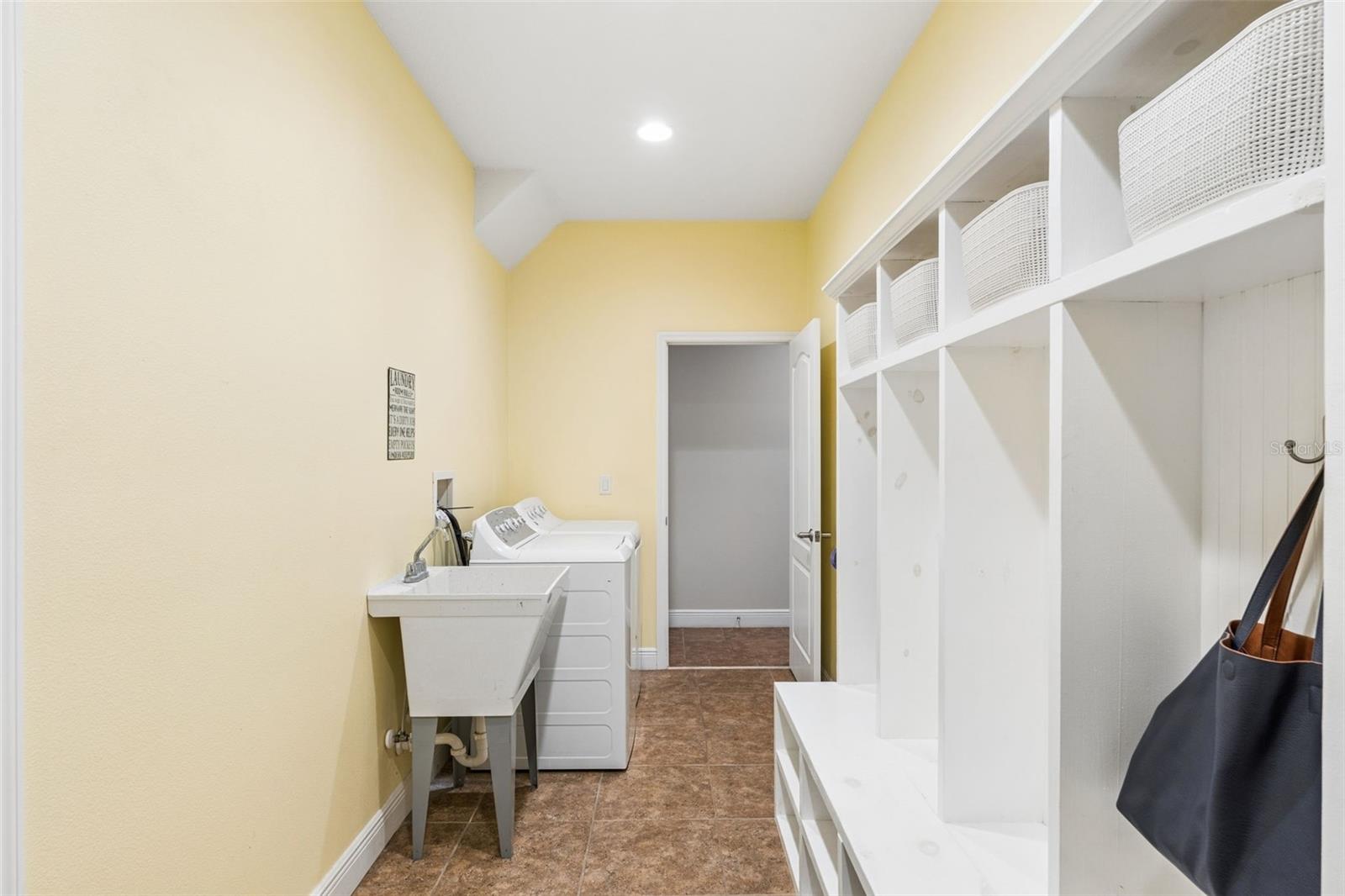 Image 38 of 52 For 11232 Little Nellie Drive