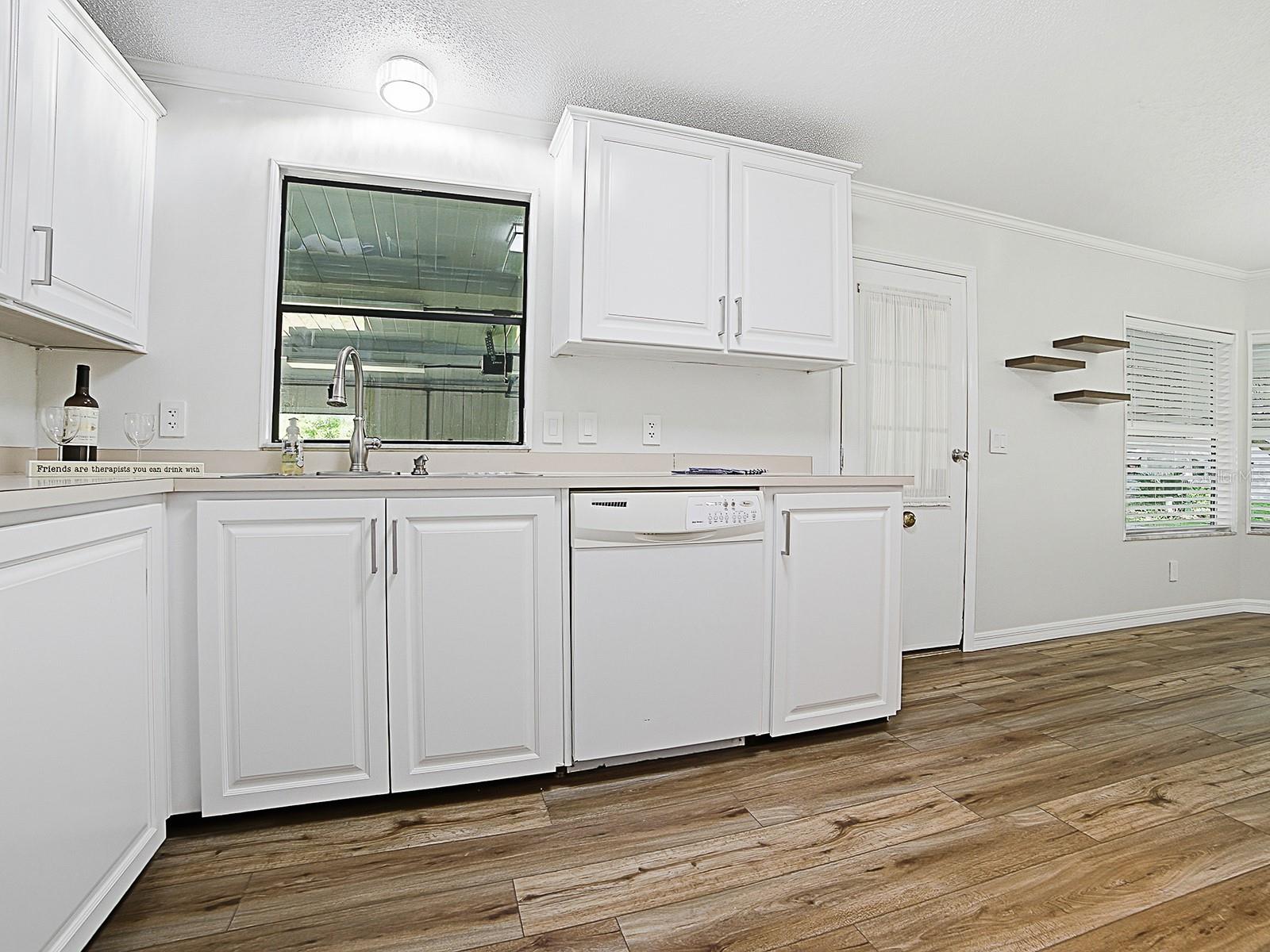 Image 13 of 31 For 25143 Barrow Hill