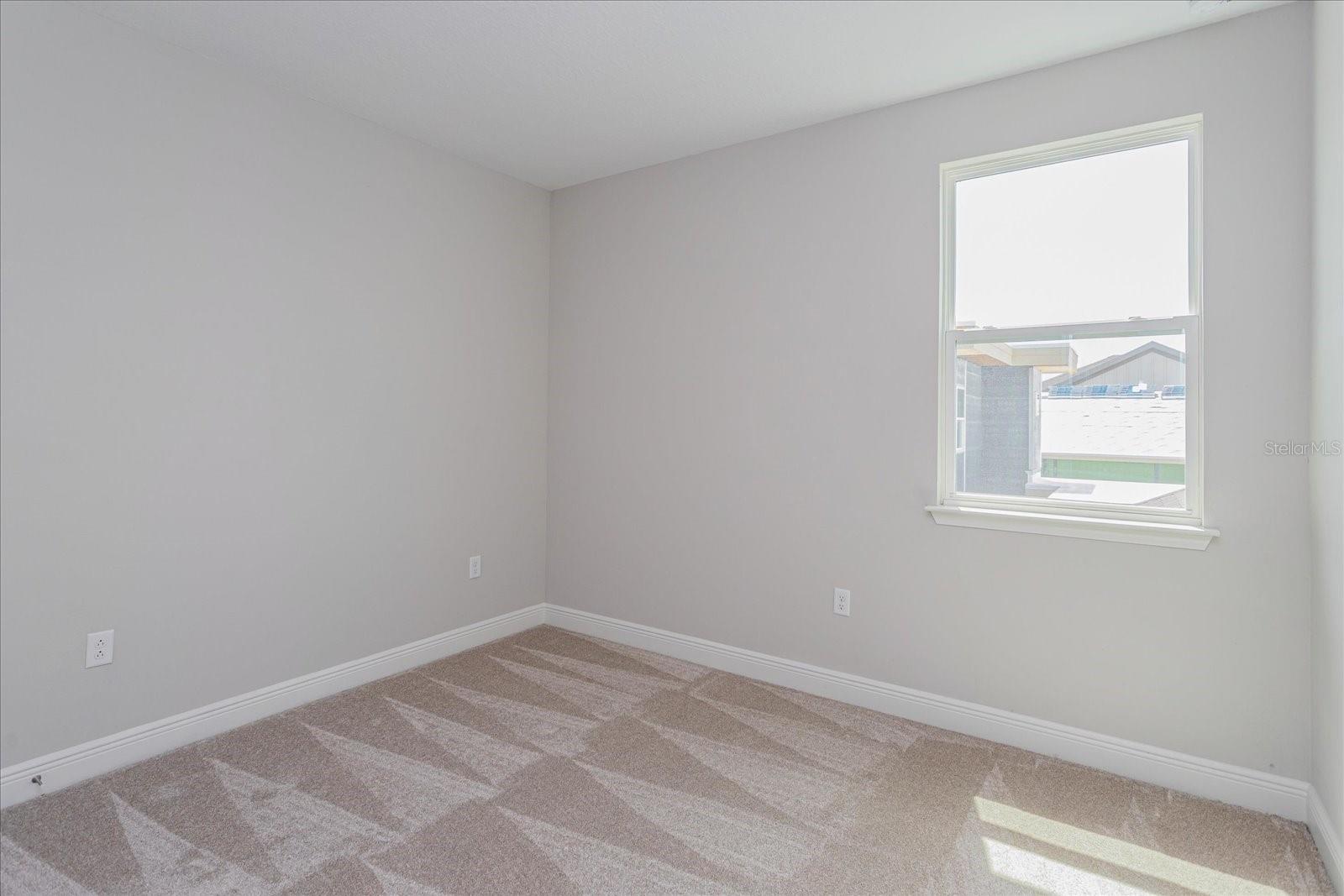 Image 18 of 52 For 9865 Peebles Street