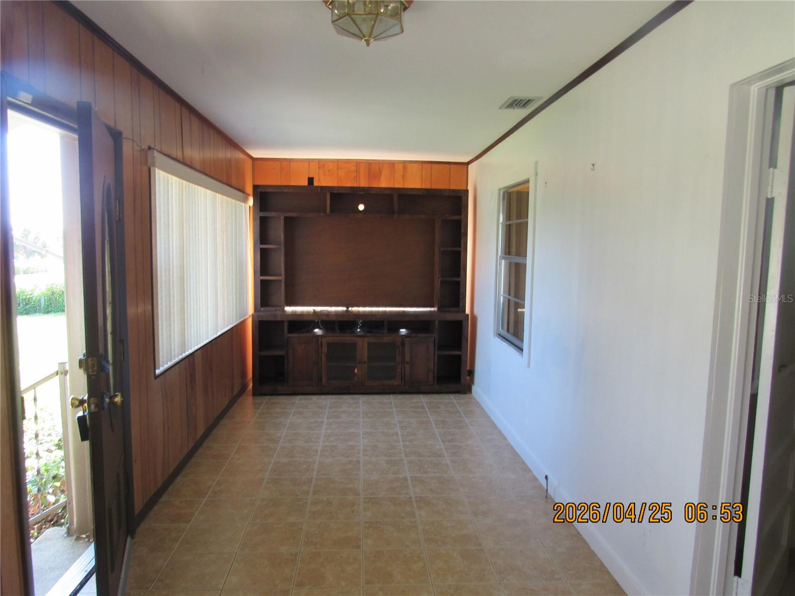 Image 3 of 19 For 791 Montrose Street