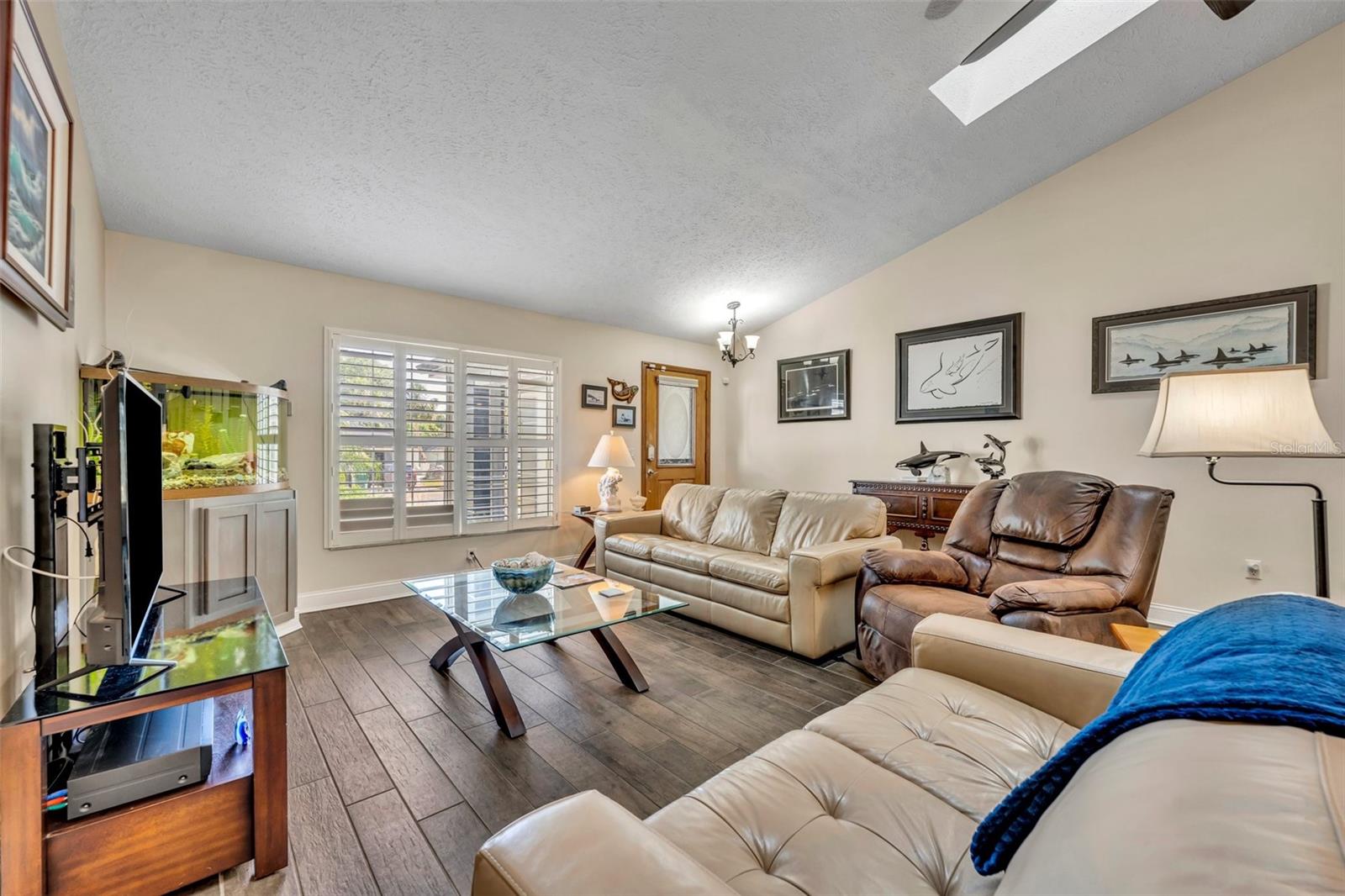 Image 10 of 51 For 11768 Riverhaven Drive