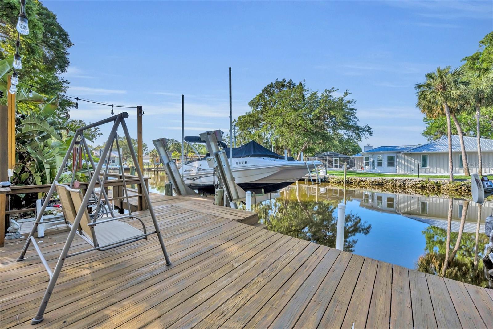 Image 41 of 51 For 11768 Riverhaven Drive