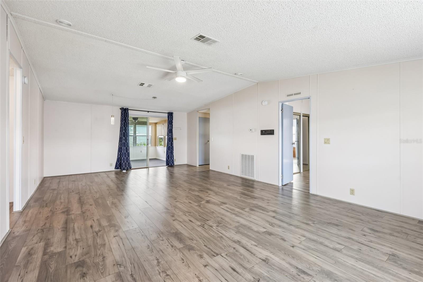 Image 10 of 46 For 550 Saint Johns Road