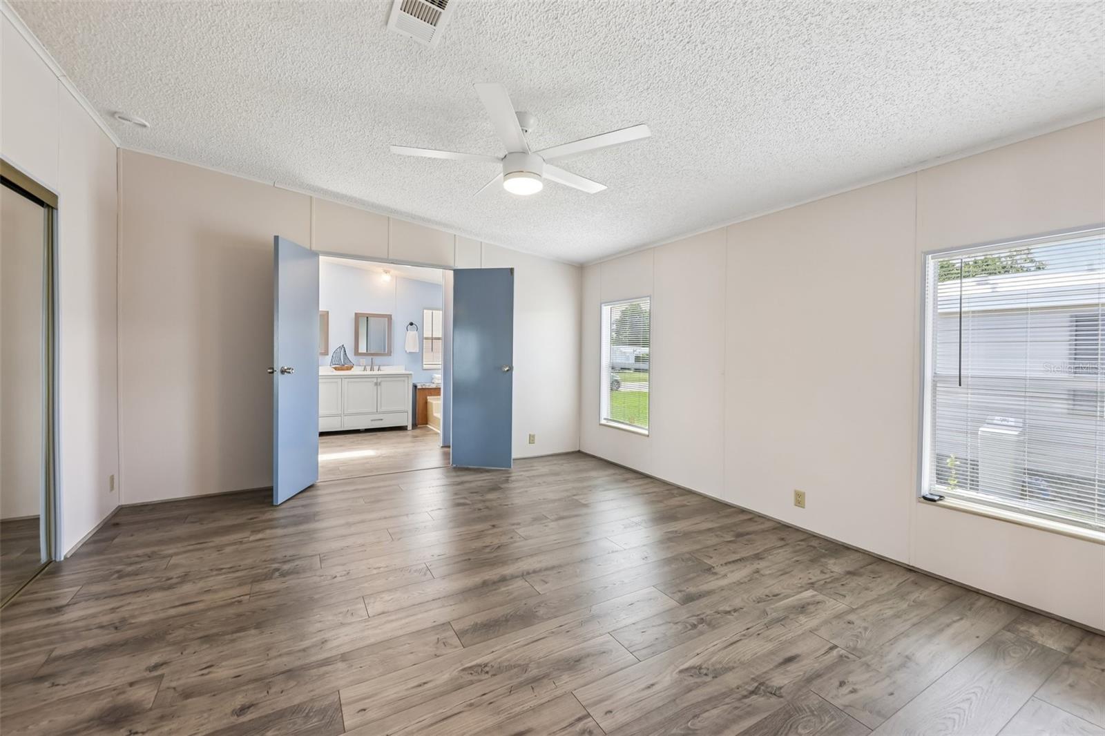 Image 13 of 46 For 550 Saint Johns Road