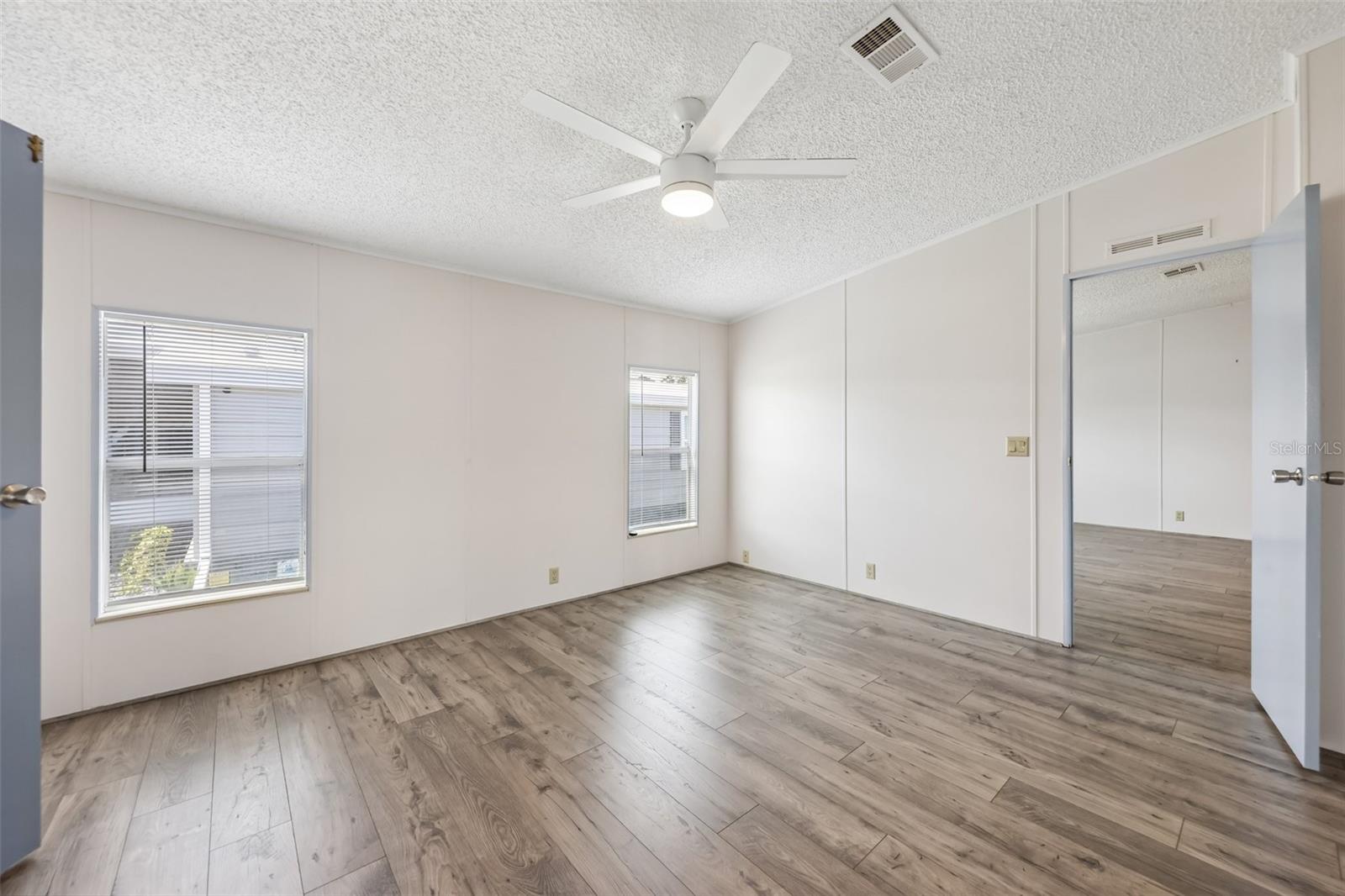 Image 16 of 46 For 550 Saint Johns Road