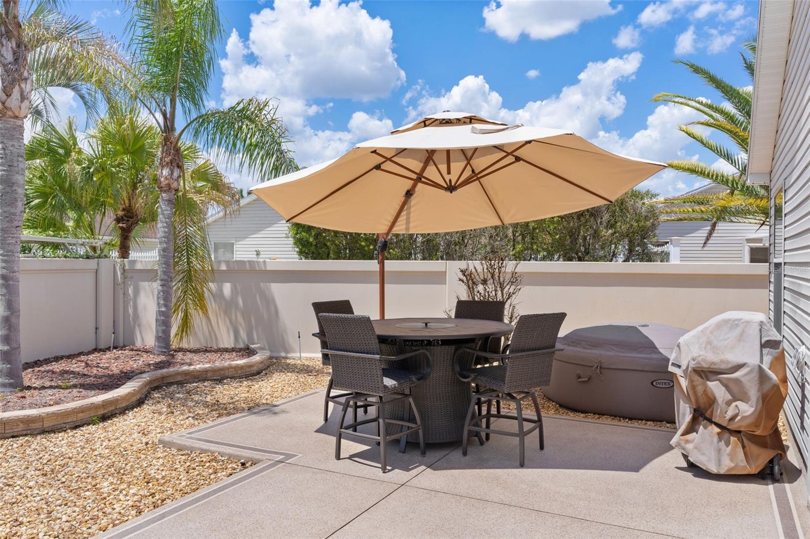 Image 28 of 37 For 870 Orwell Street