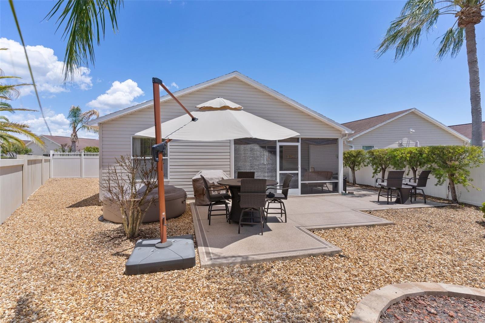 Image 32 of 37 For 870 Orwell Street