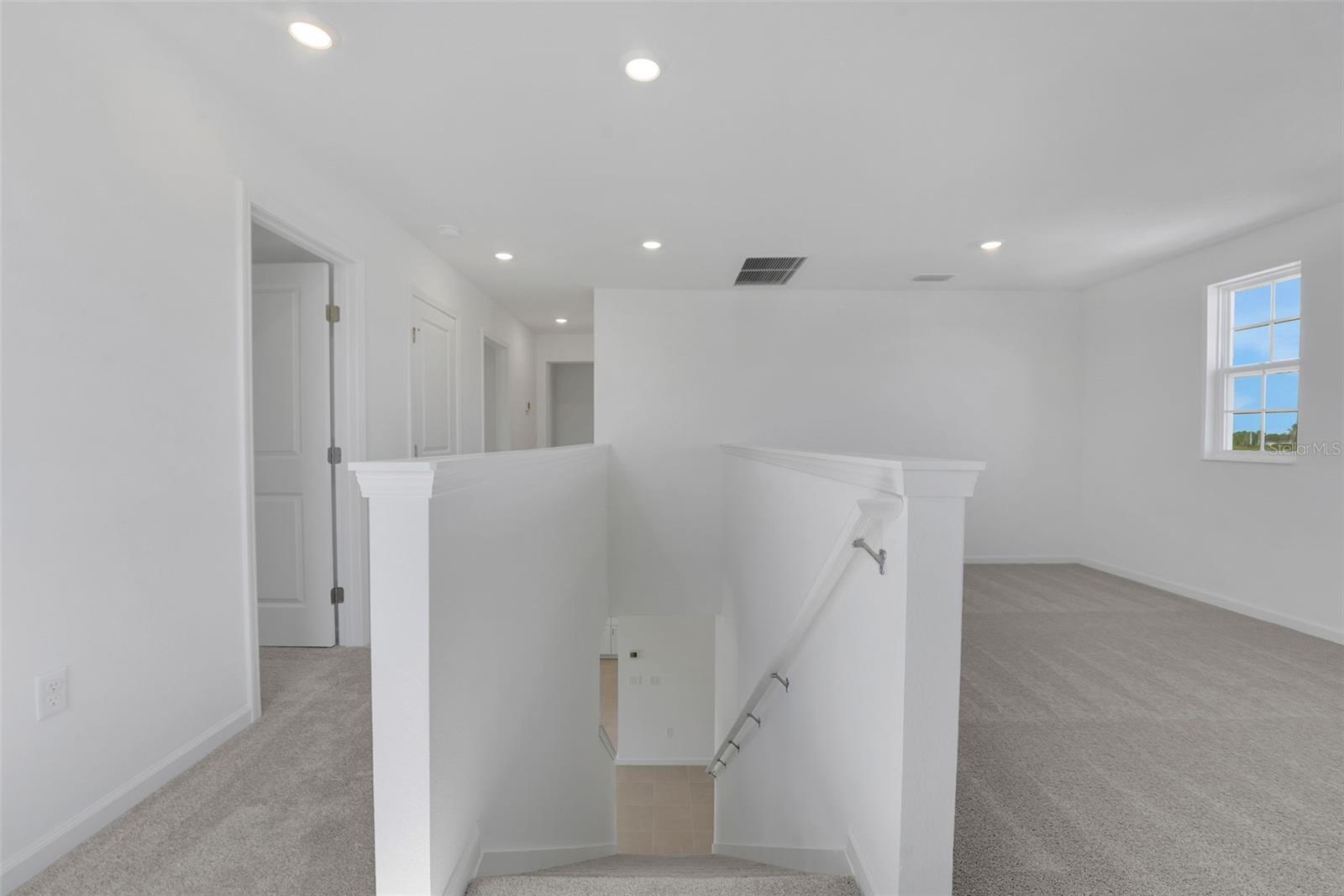 Image 27 of 44 For 256 Meredith Boulevard