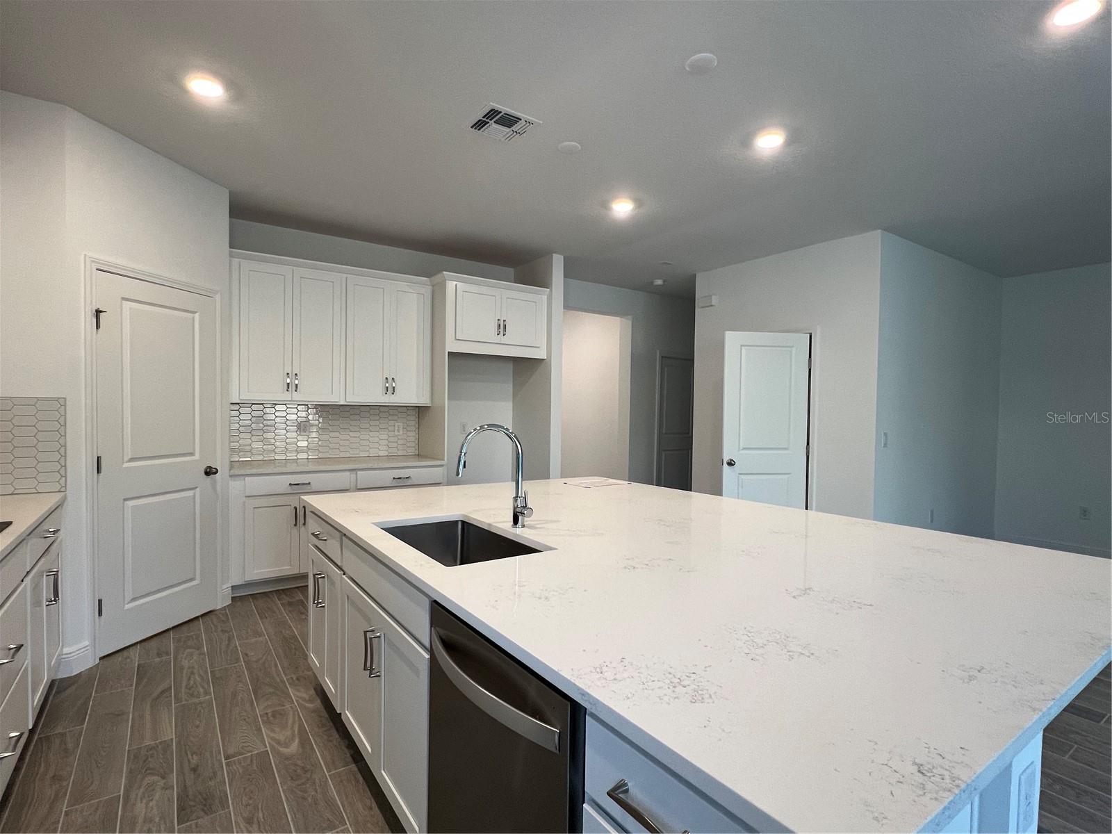 Image 5 of 26 For 1703 Cadence Street