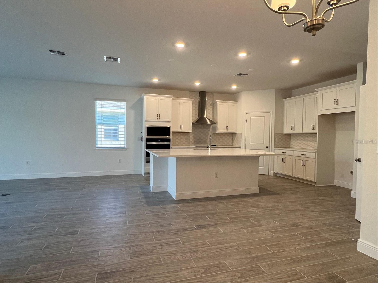 Image 6 of 26 For 1703 Cadence Street