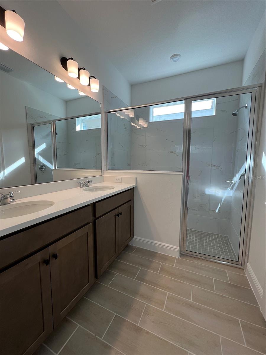 Image 11 of 19 For 2213 Juniper Berry Avenue