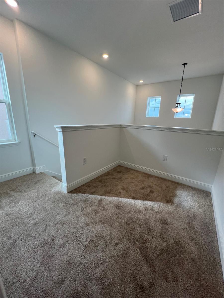 Image 17 of 19 For 2213 Juniper Berry Avenue