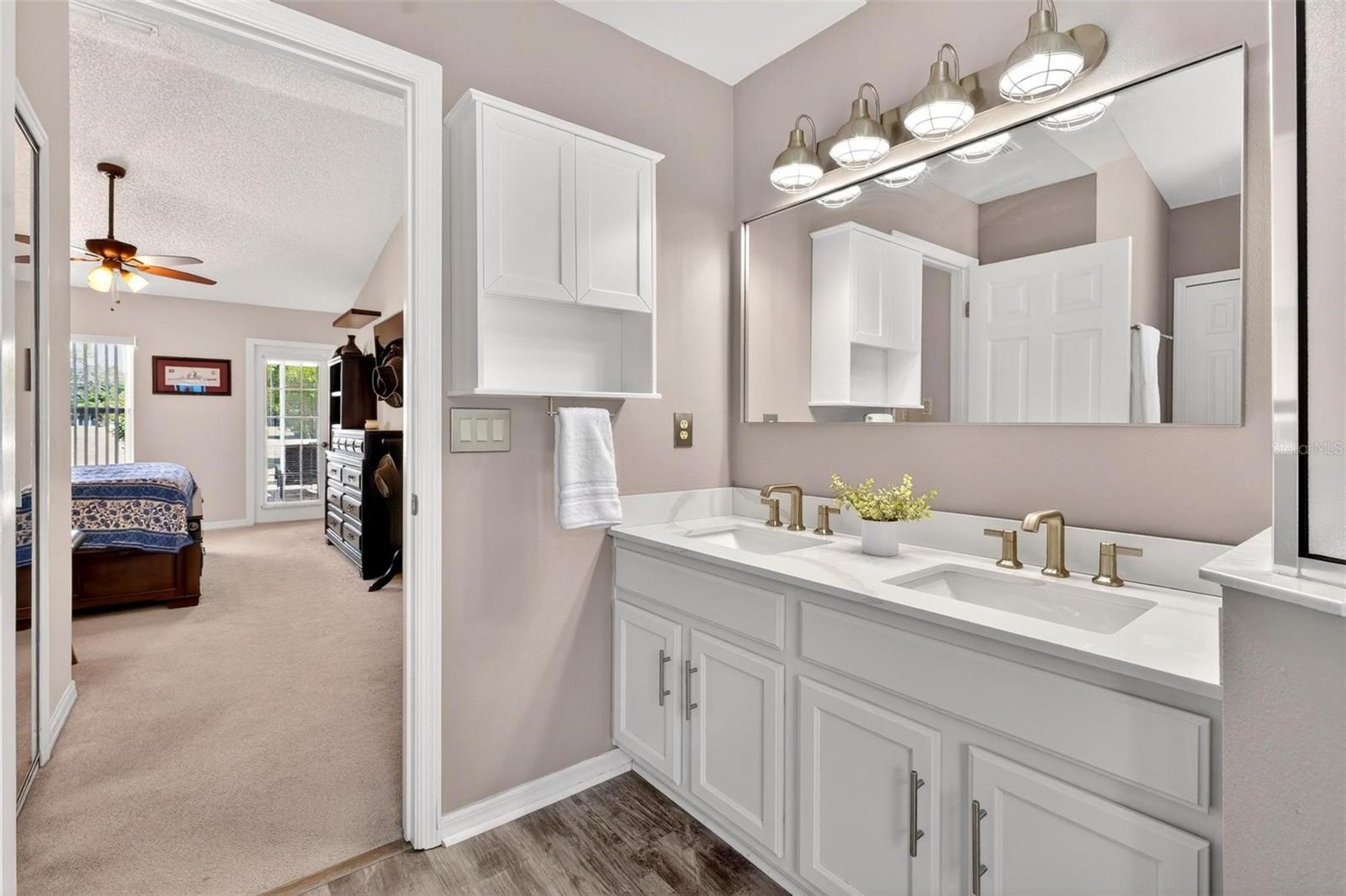 Image 40 of 74 For 25073 Riverwalk Drive