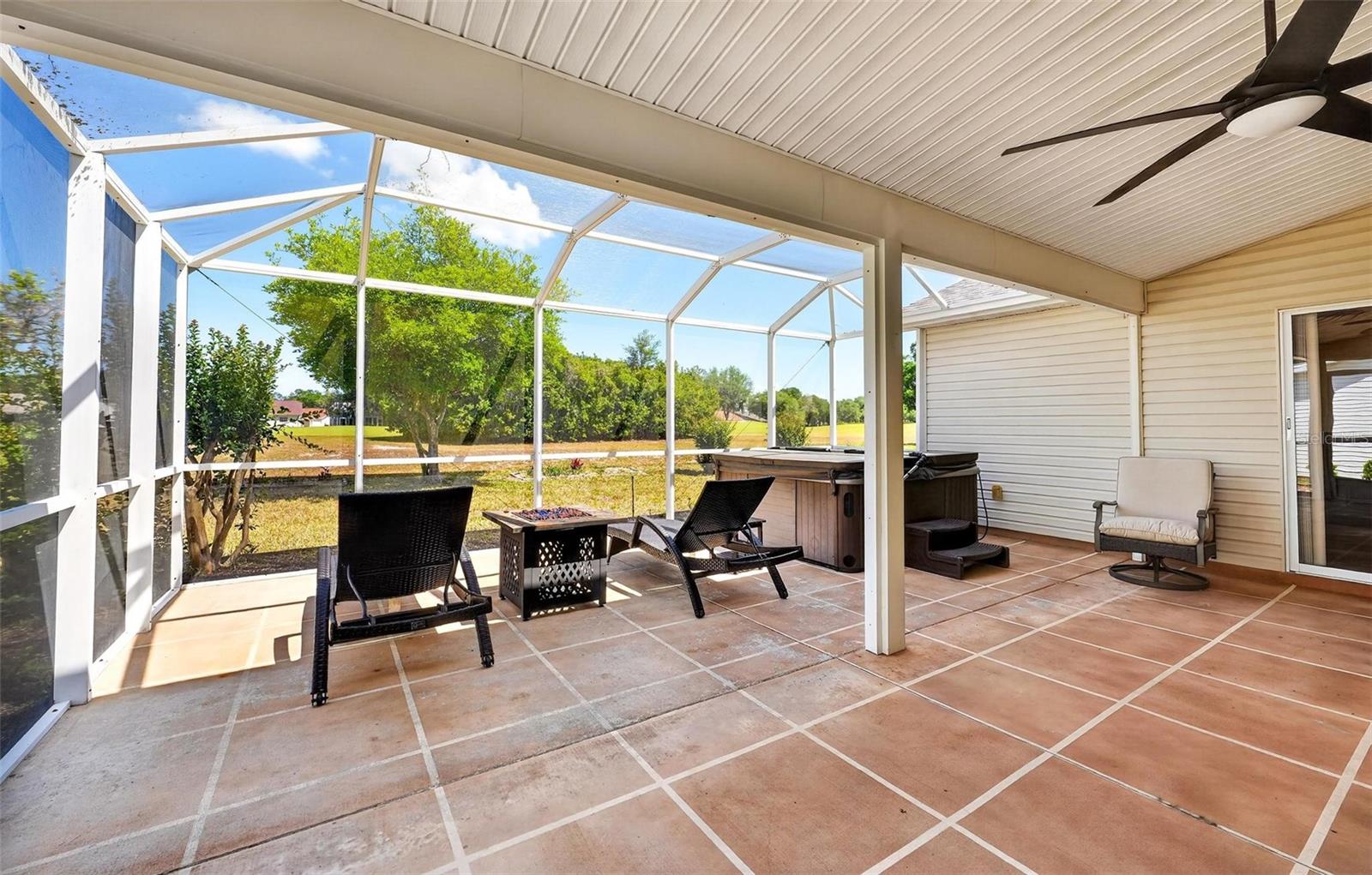 Image 43 of 74 For 25073 Riverwalk Drive