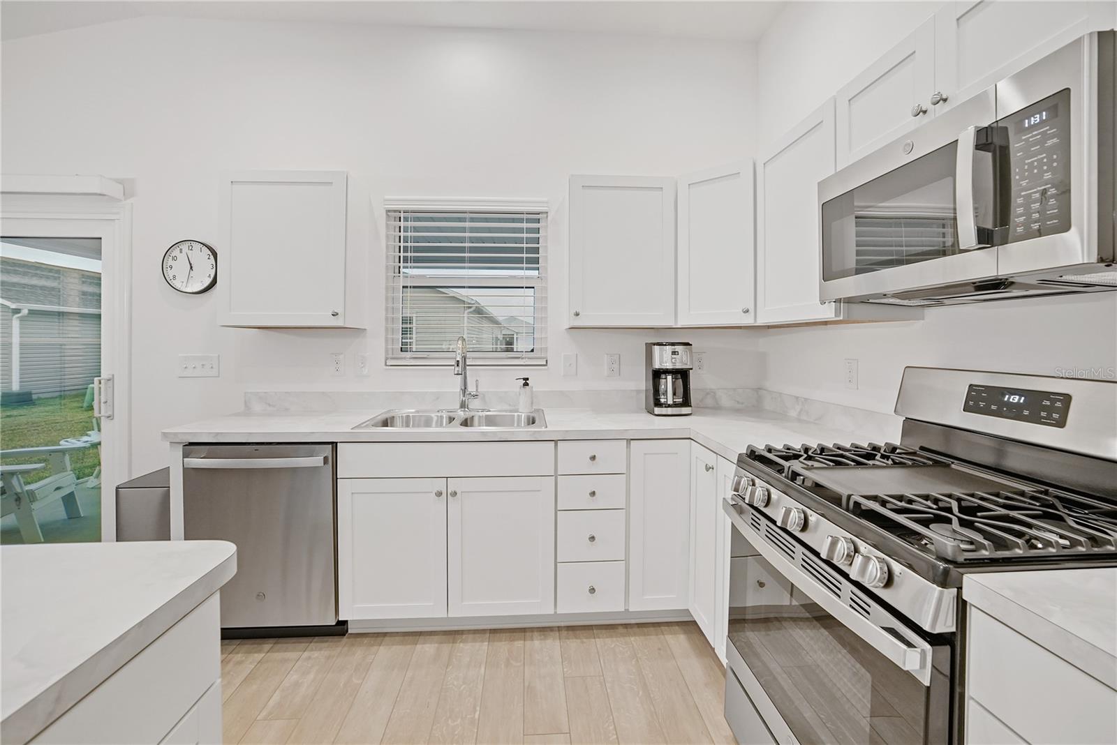 Image 15 of 45 For 7661 Rutherford Lane