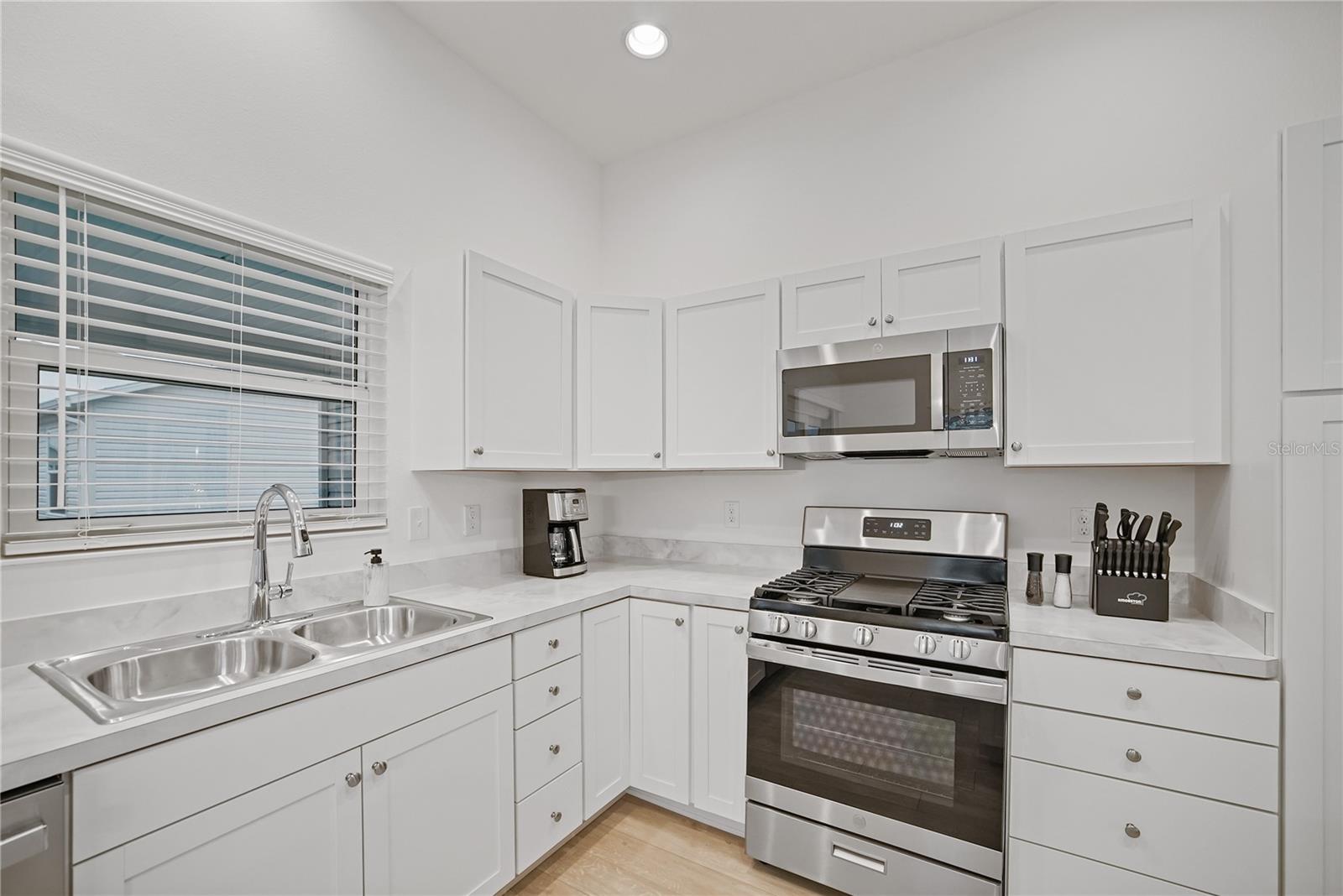 Image 17 of 45 For 7661 Rutherford Lane