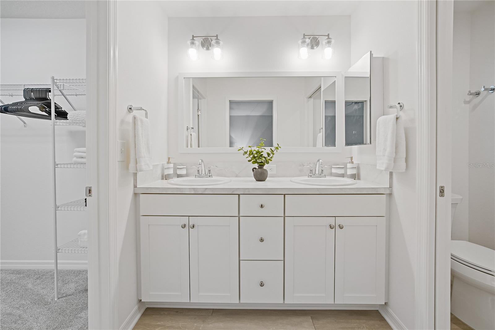 Image 27 of 45 For 7661 Rutherford Lane