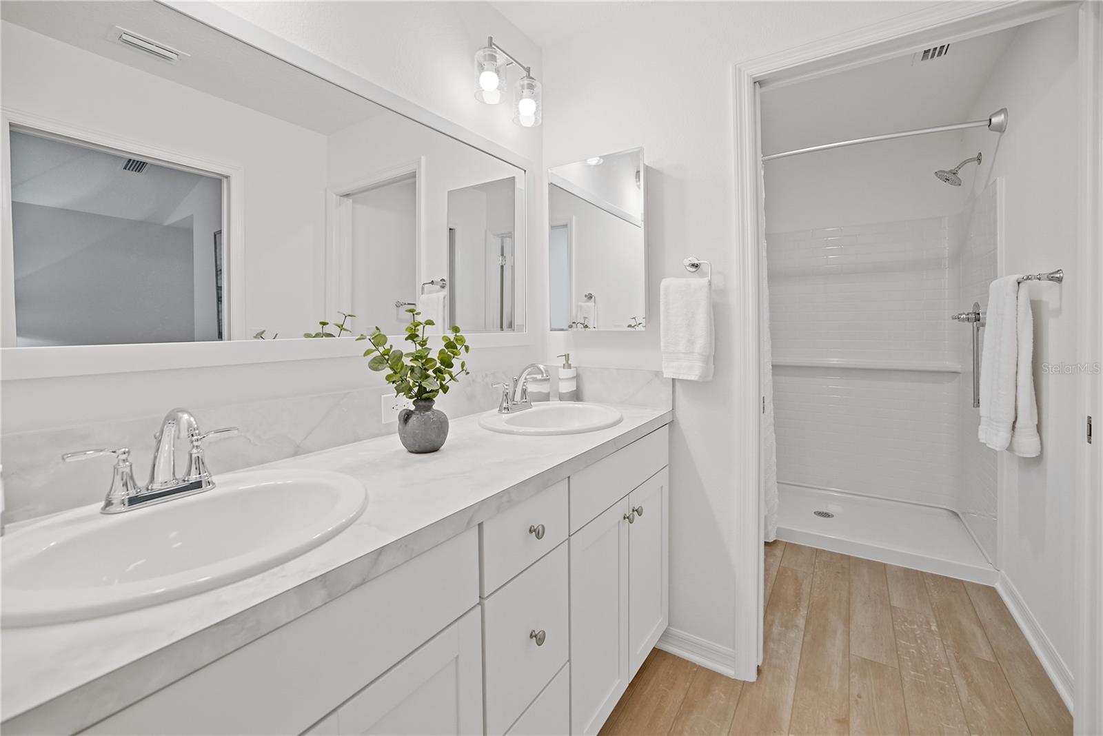 Image 30 of 45 For 7661 Rutherford Lane