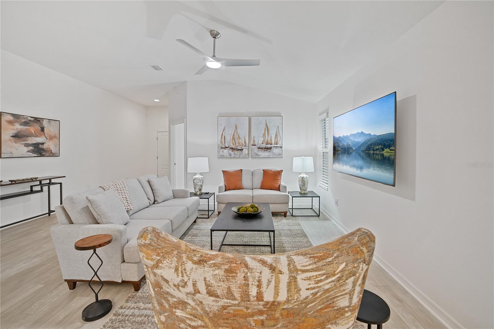 Image 7 of 45 For 7661 Rutherford Lane