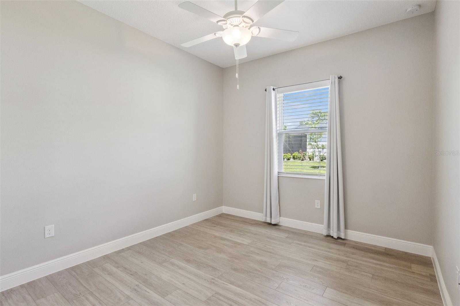 Image 14 of 50 For 5132 Greens Drive