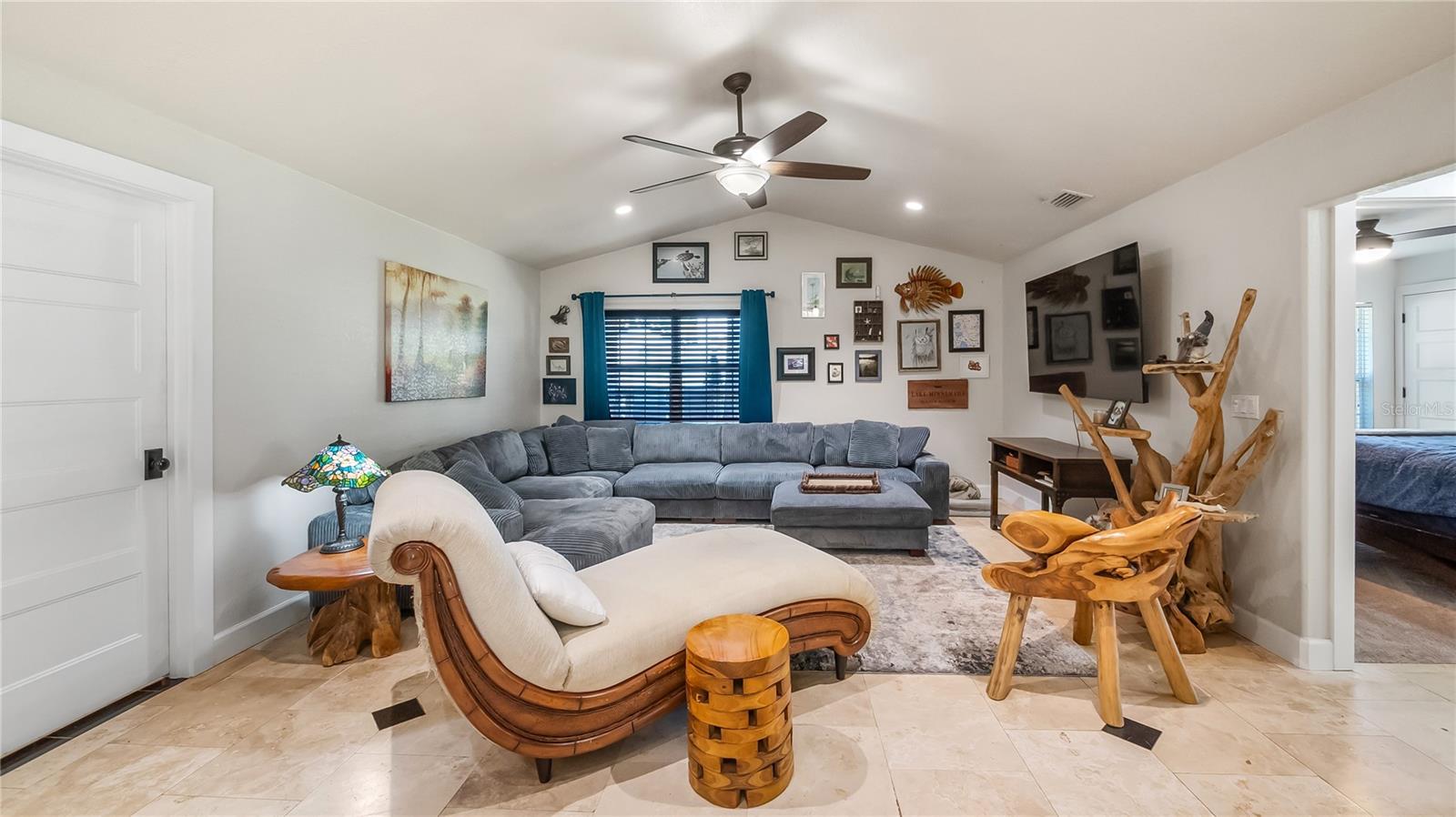 Image 18 of 67 For 10949 Poinciana Drive