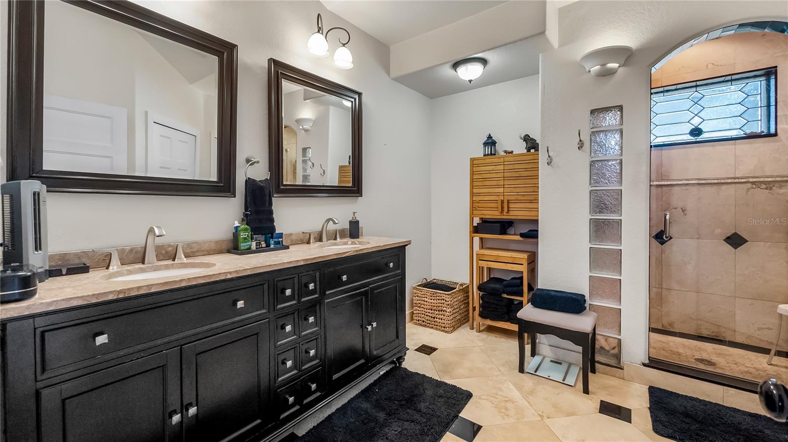 Image 22 of 67 For 10949 Poinciana Drive