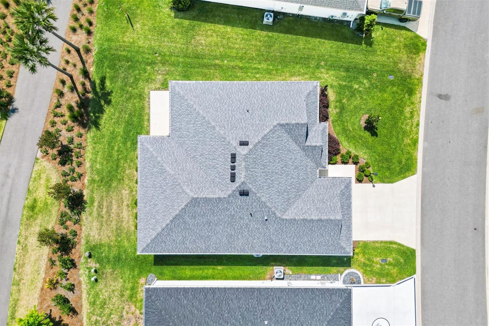 Image 32 of 41 For 1054 Joette Place