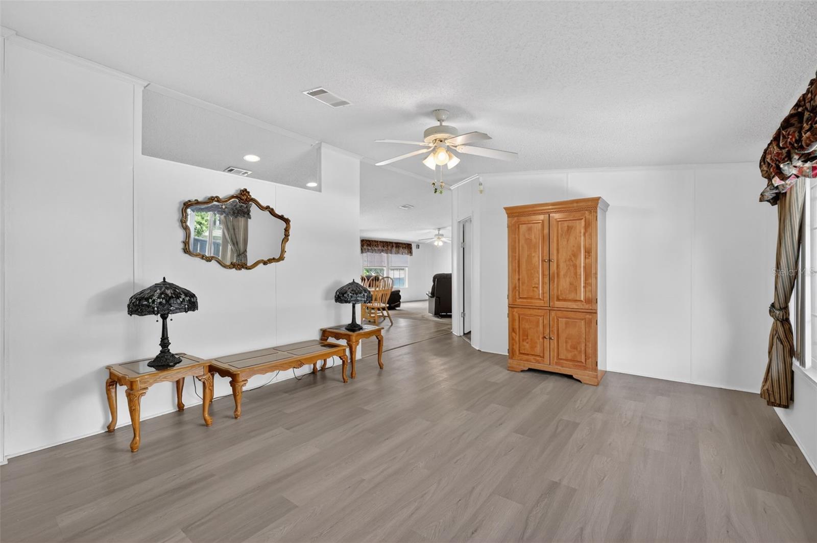 Image 4 of 32 For 10380 127th Lane