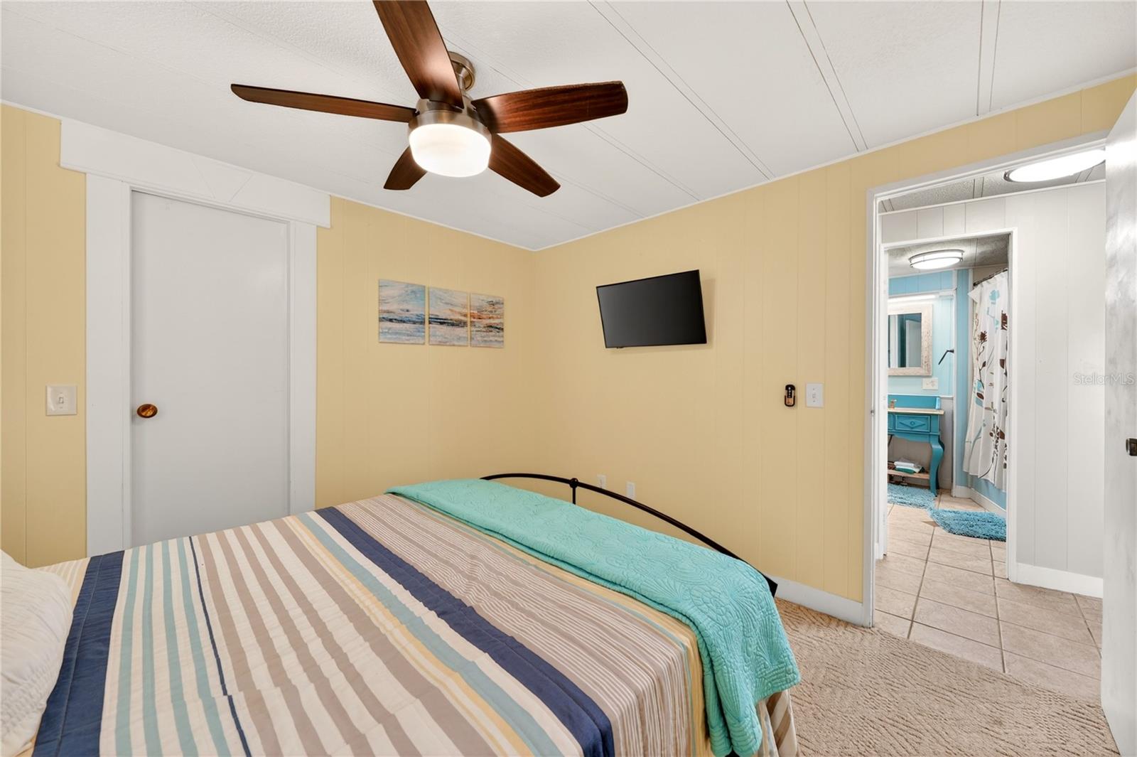 Image 36 of 65 For 957 Todd Way
