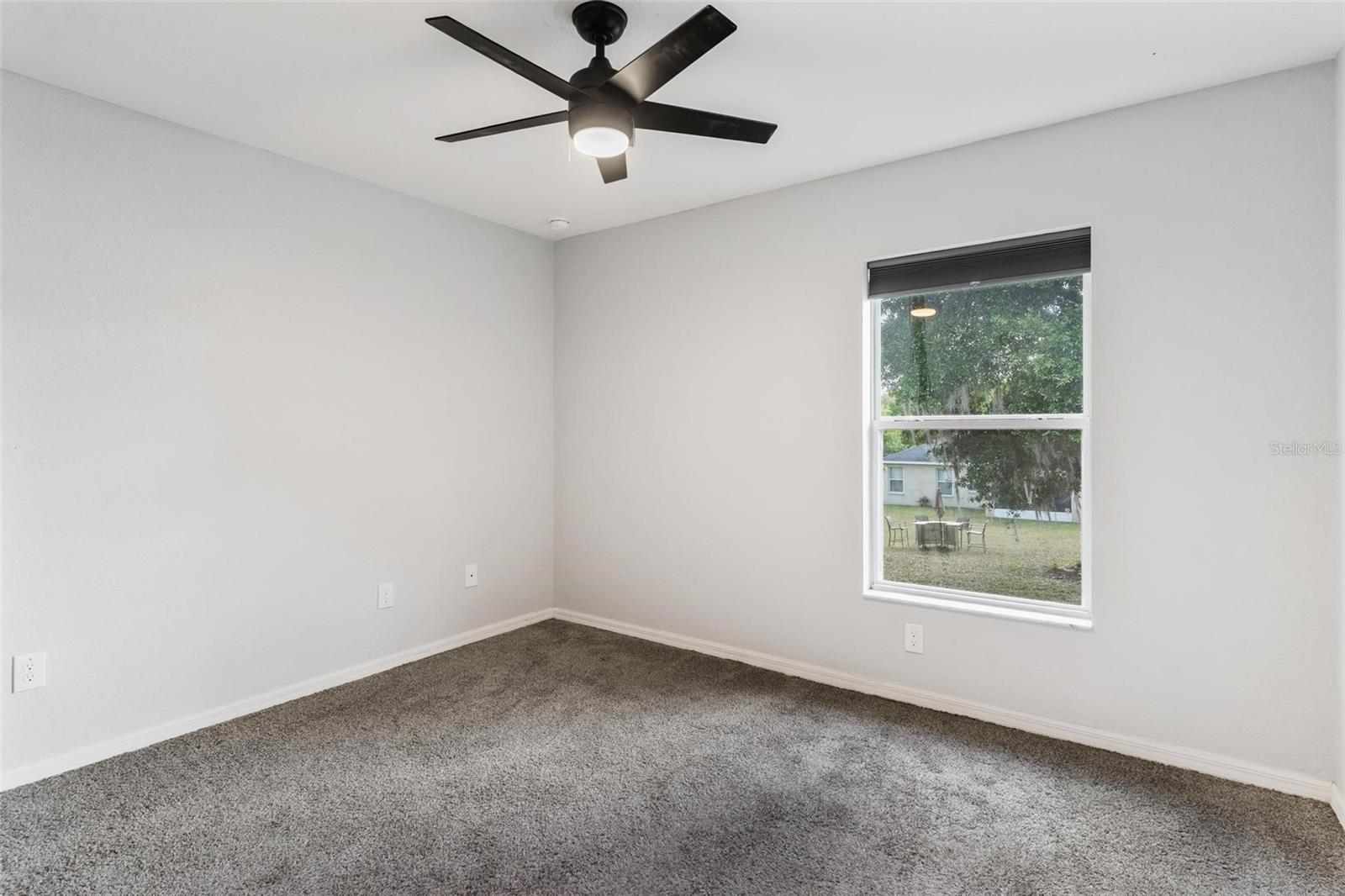 Image 28 of 48 For 326 Woodland Trail