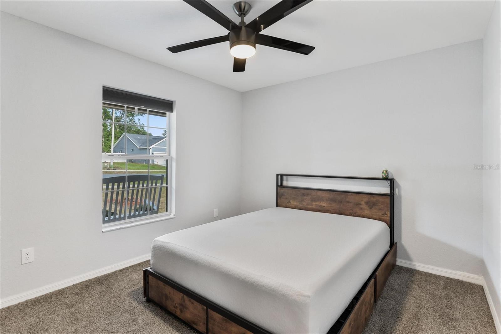 Image 31 of 48 For 326 Woodland Trail