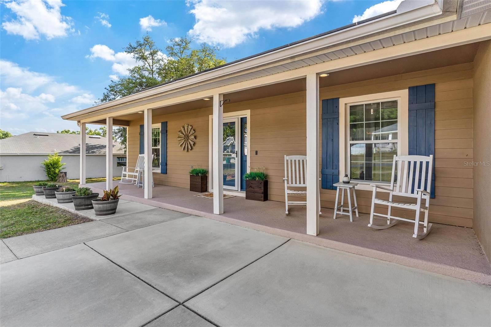 Image 5 of 48 For 326 Woodland Trail