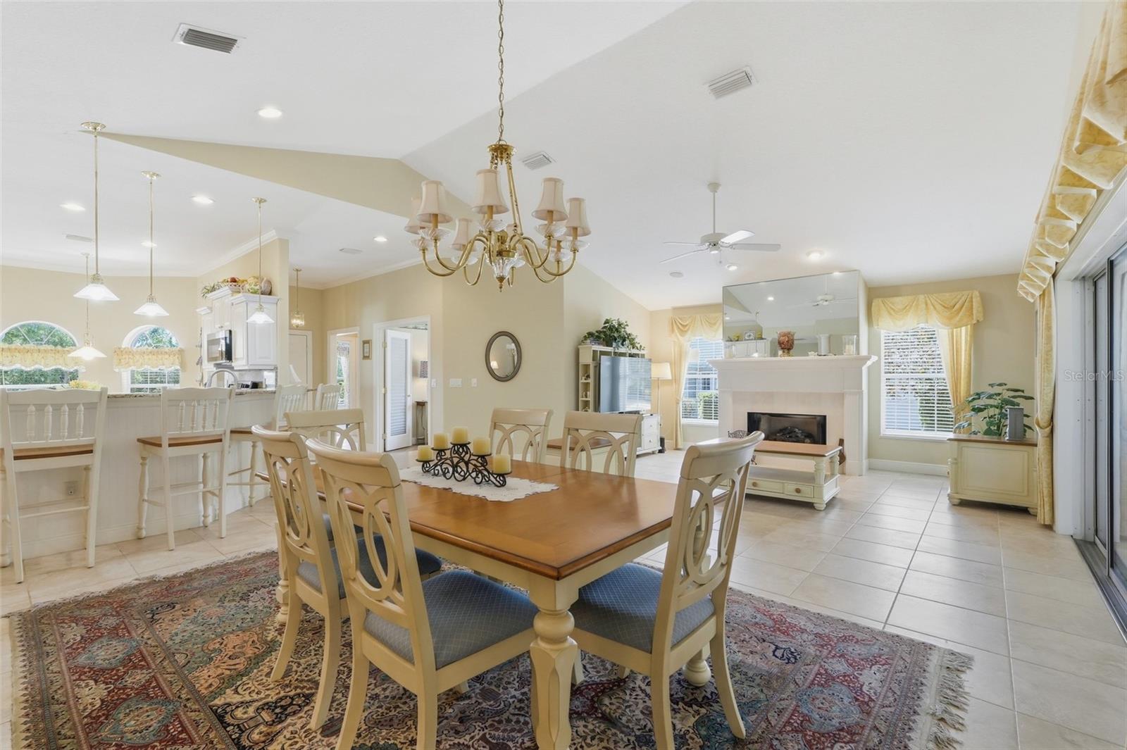 Image 15 of 42 For 5013 Harbor Heights