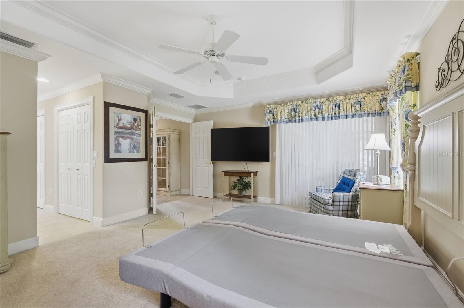 Image 22 of 42 For 5013 Harbor Heights
