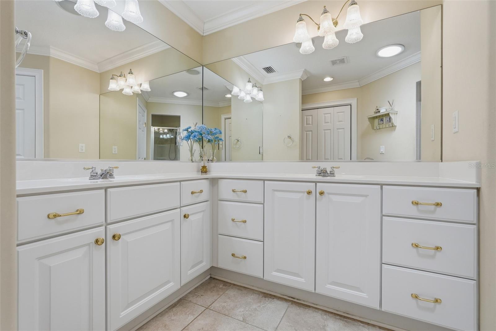 Image 25 of 42 For 5013 Harbor Heights