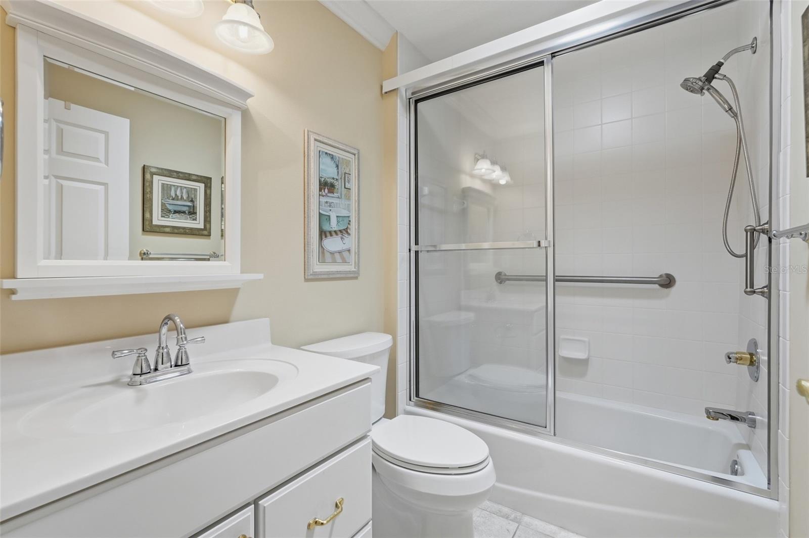 Image 30 of 42 For 5013 Harbor Heights