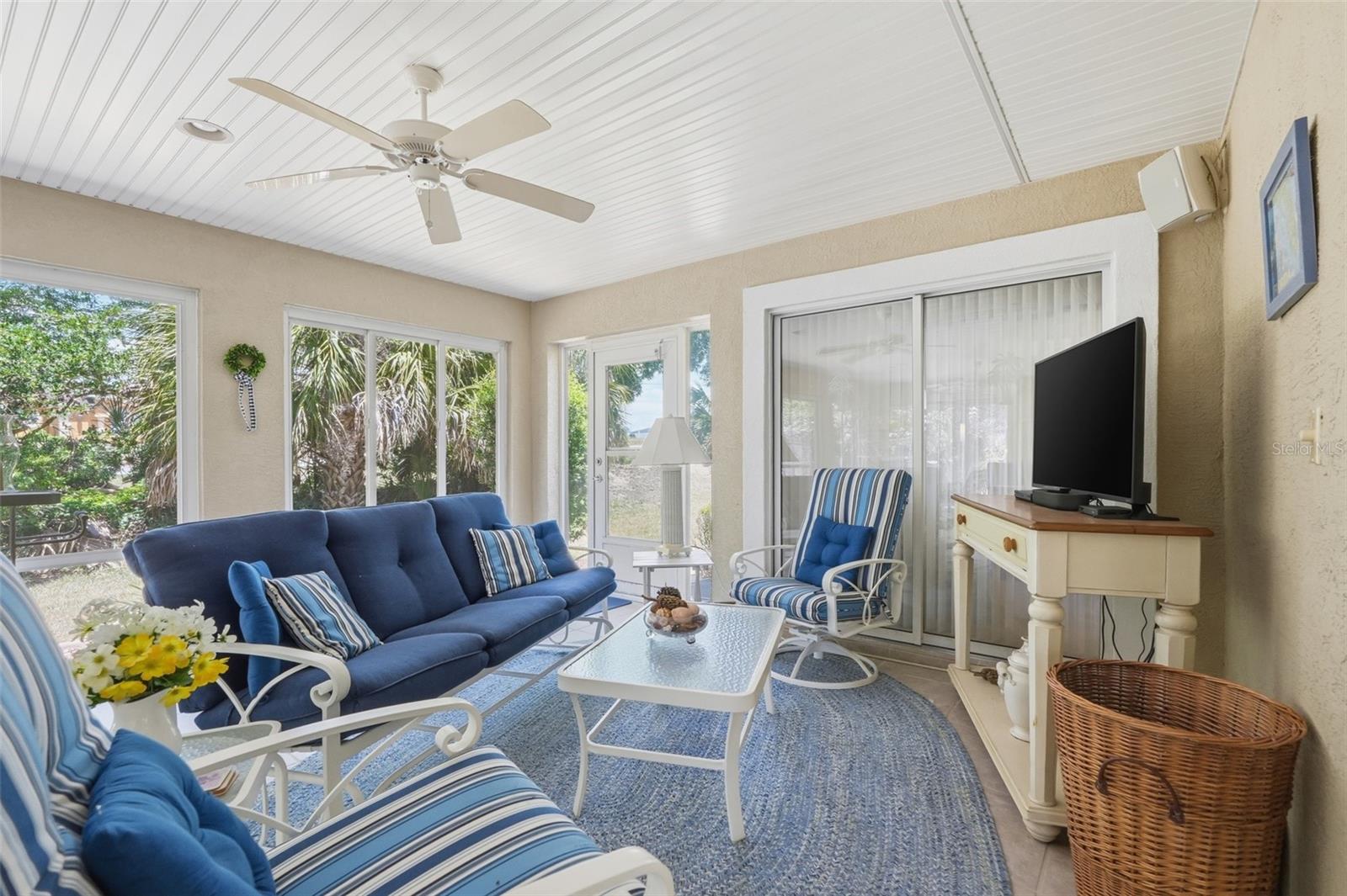 Image 33 of 42 For 5013 Harbor Heights