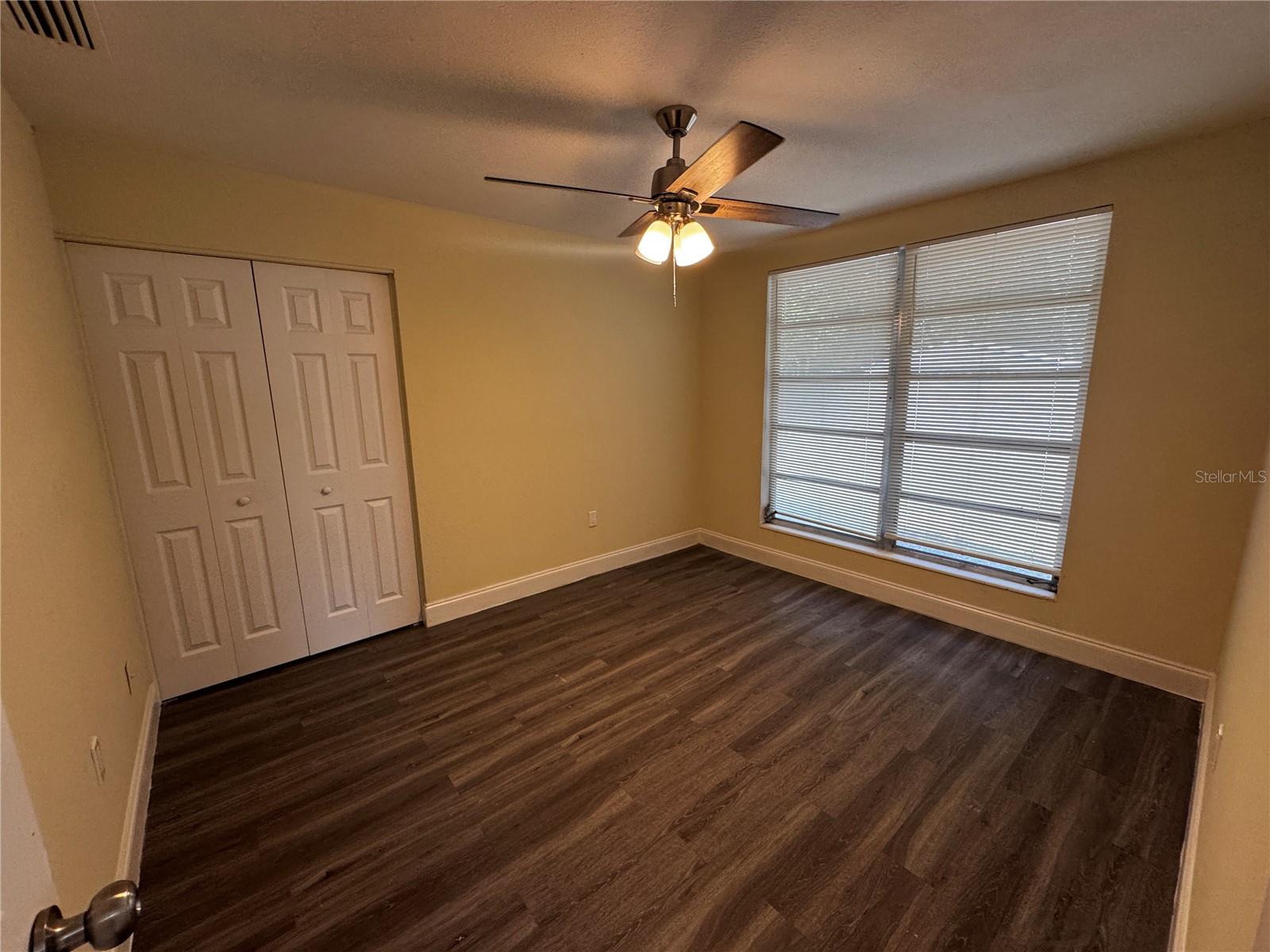 Image 10 of 15 For 1610 Crest Avenue