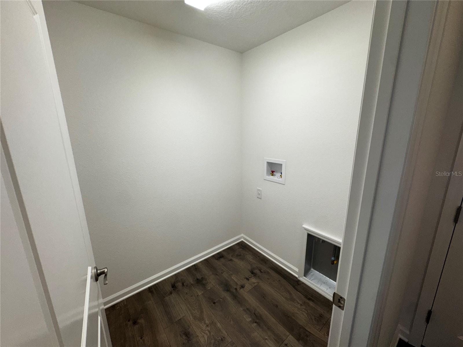 Image 9 of 13 For 6326 Magruder Way