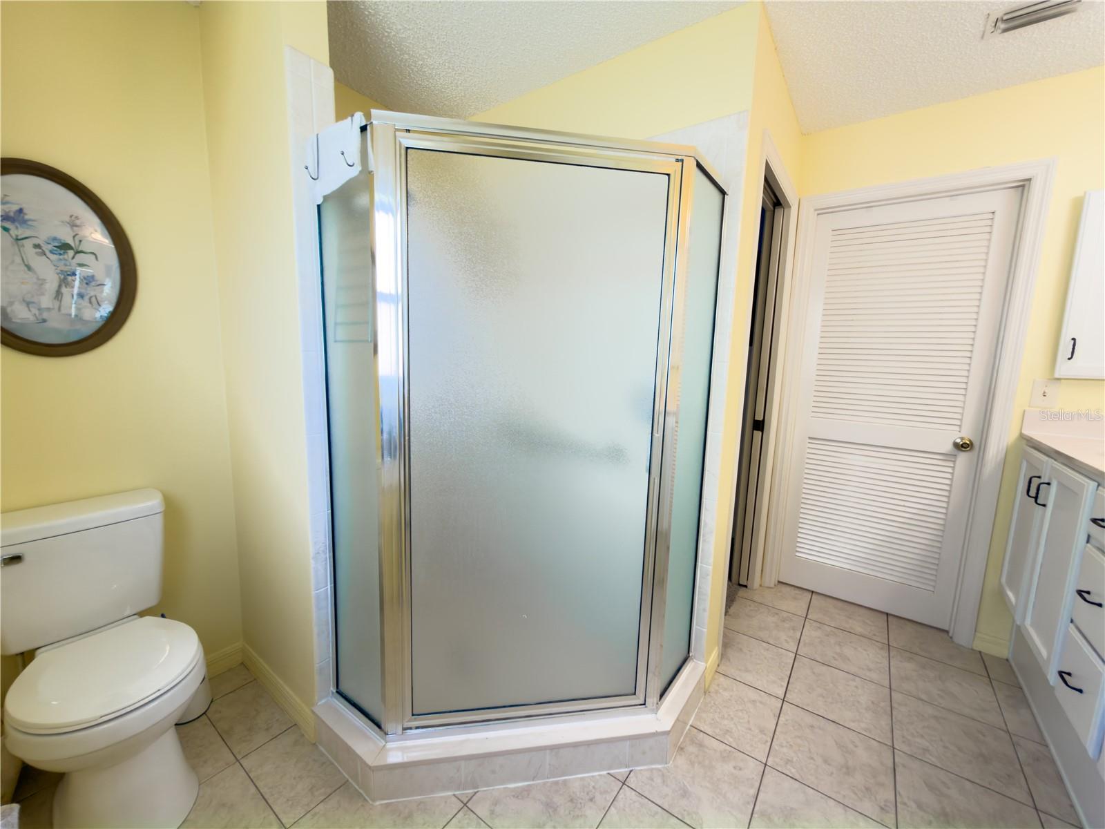 Image 22 of 25 For 3064 Maywood Court