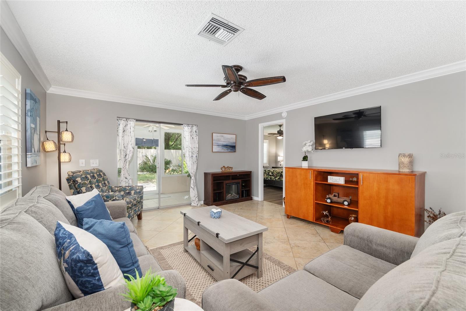 Image 10 of 45 For 963 Avalon Avenue