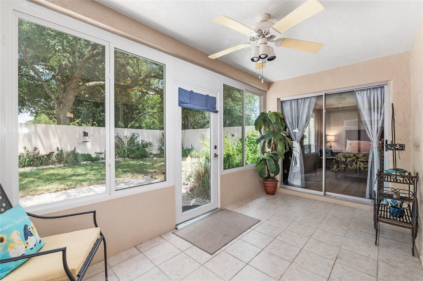 Image 33 of 45 For 963 Avalon Avenue