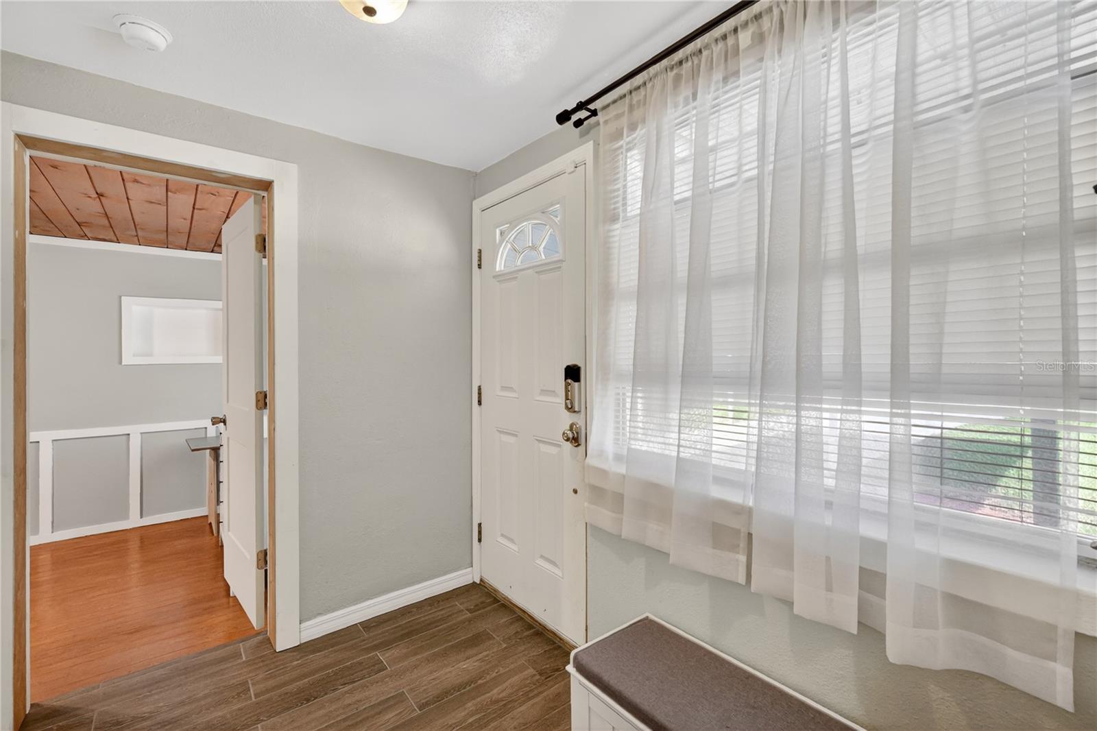 Image 12 of 45 For 706 Mission Drive