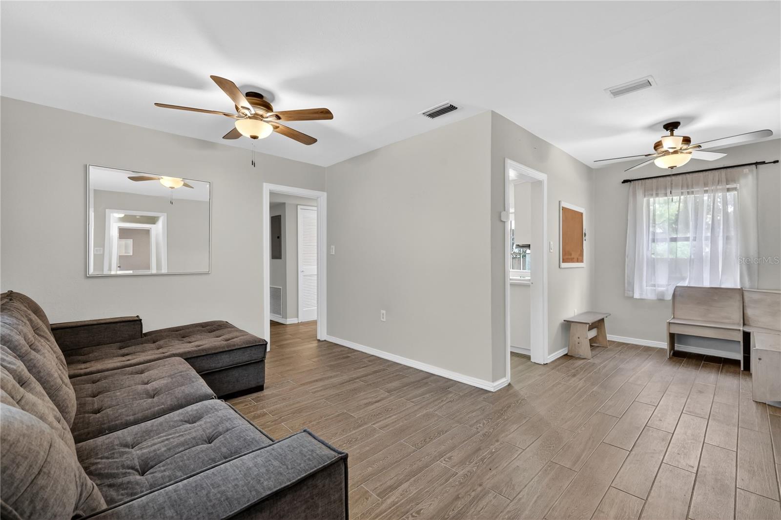 Image 14 of 45 For 706 Mission Drive