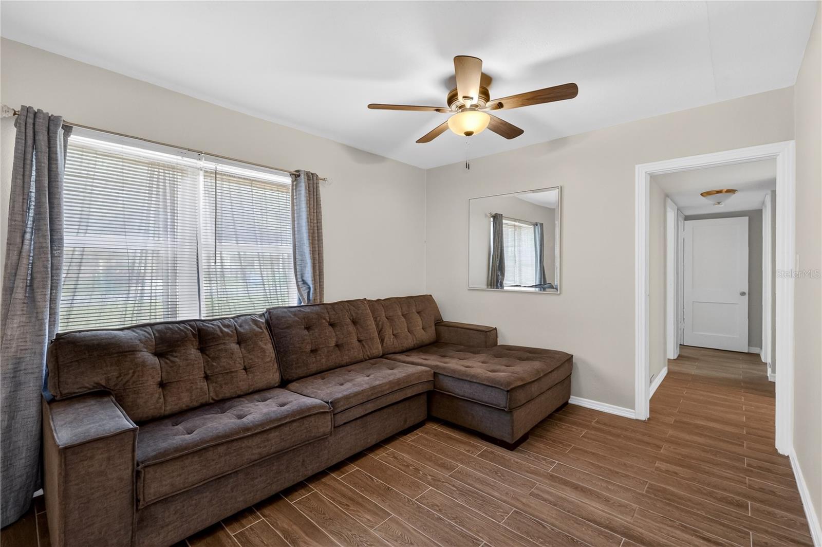 Image 15 of 45 For 706 Mission Drive